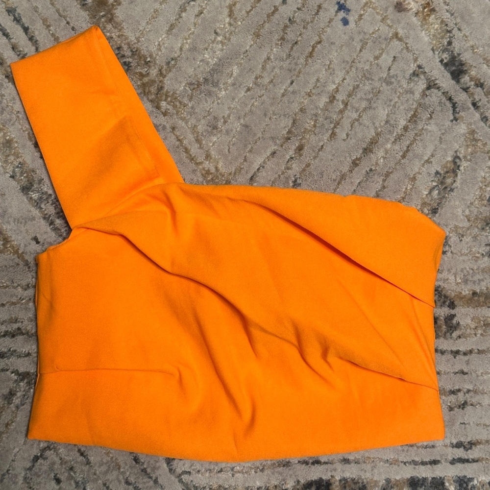 Brand new ZARA top. Size S